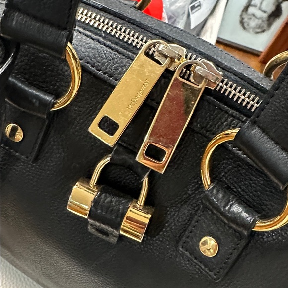 YVES SAINT LAURANT MUSE BAG BLACK LEATHER VERY GOOD CONDITION 100% AUTHENTIC - Picture 7 of 10